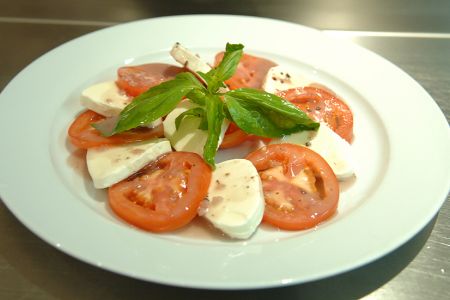 003_Caprese_001.jpg